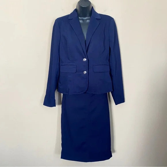 New York & Co Dark Blue Button Skirt Suit - Picture 1 of 15